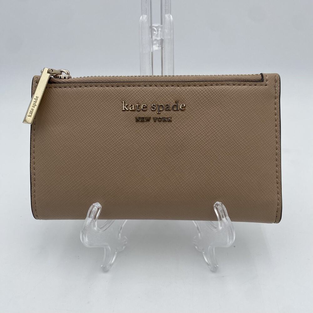 Kate Spade New York Wallet Spencer Beige Saffiano Leather Slim Bifold L32550